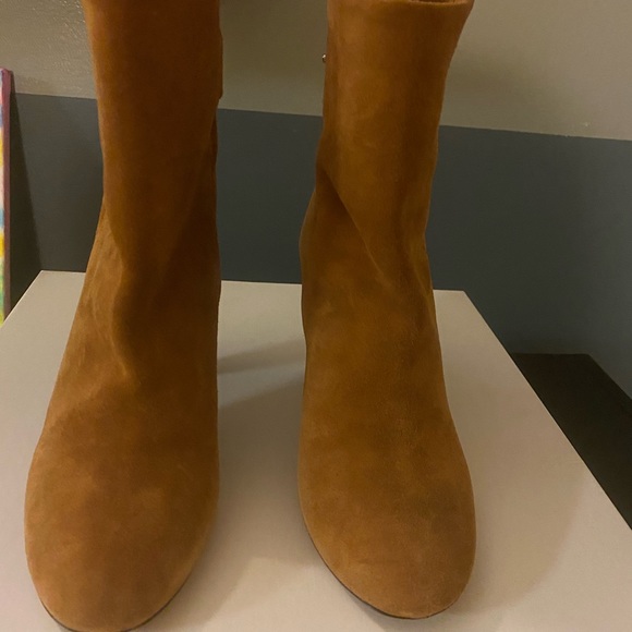 Isabel Marant Lystal Soft Suede Booties in Cognac - Picture 4 of 8